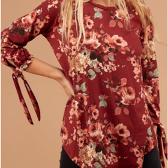 Boutique NEW: Burgundy Floral Tie Sleeve Top - Picture 2 of 2